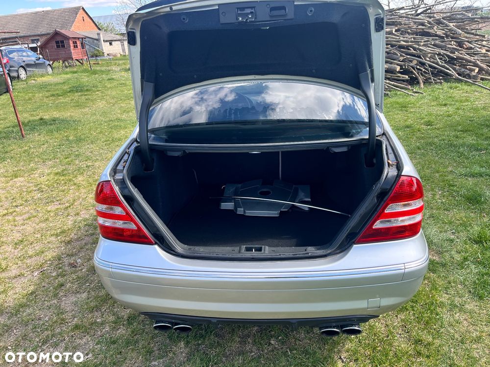 Mercedes-Benz Klasa C 55 T AMG - 15