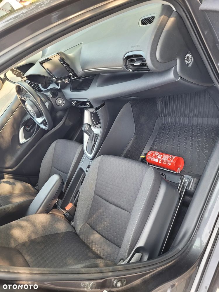 Toyota Yaris - 9