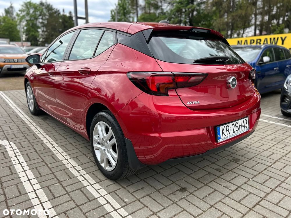 Opel Astra 1.2 T Elegance S&S - 4