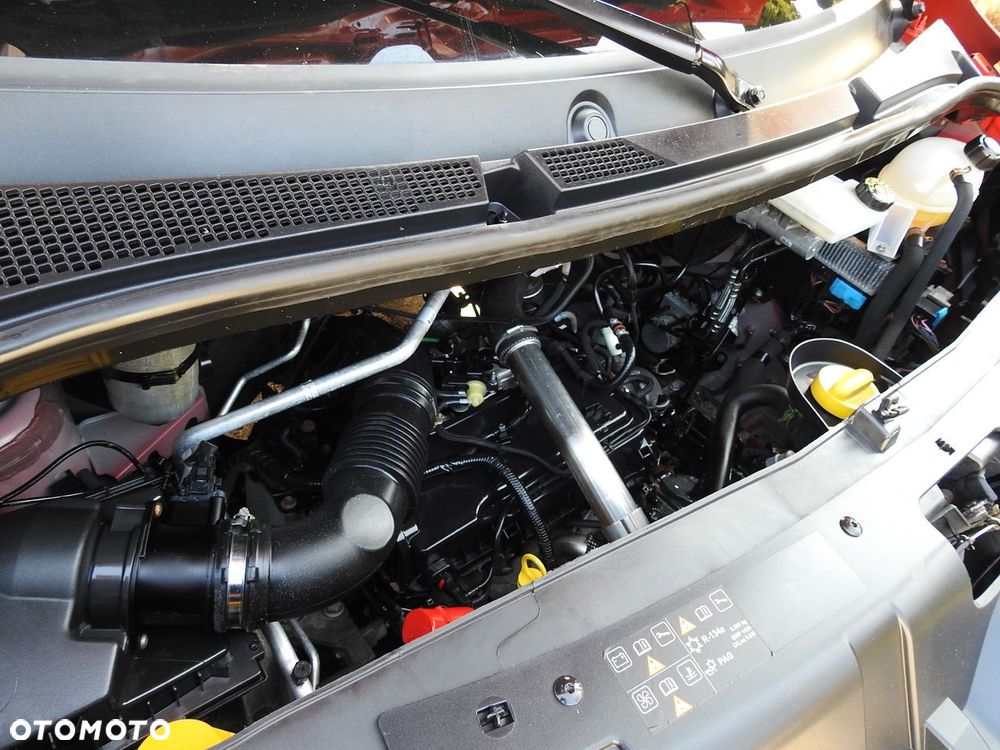 Renault MASTER PLANDEKA 10 PALET WEBASTO TEMPOMAT KLIMATYZACJA LEDY PNEUMATYKA  165KM - 25