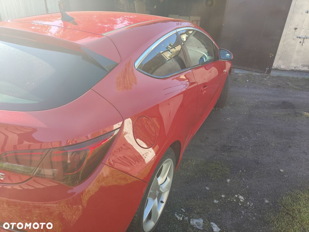Opel Astra 2012 photo 4