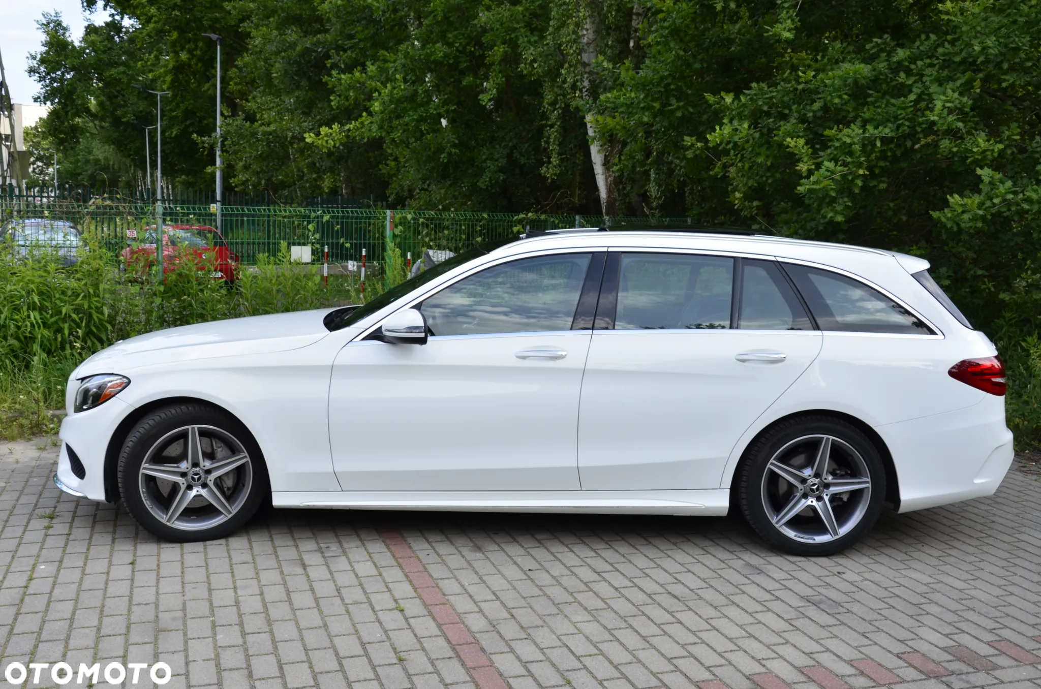 Mercedes-Benz Klasa C 300 9G-TRONIC - 6