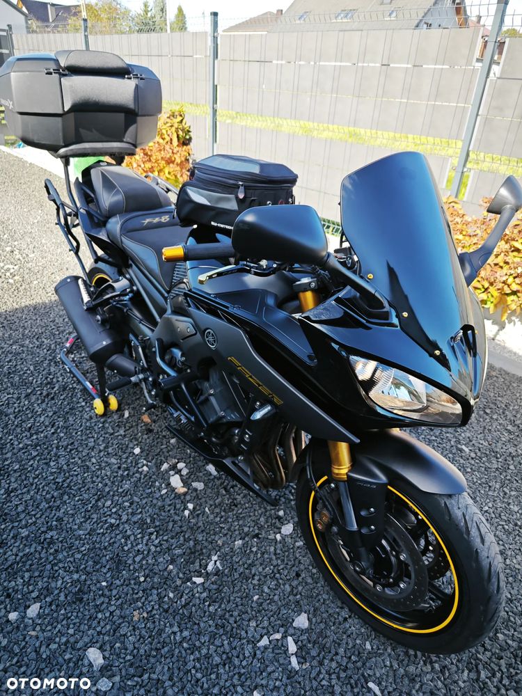 Yamaha FZ8 - 4