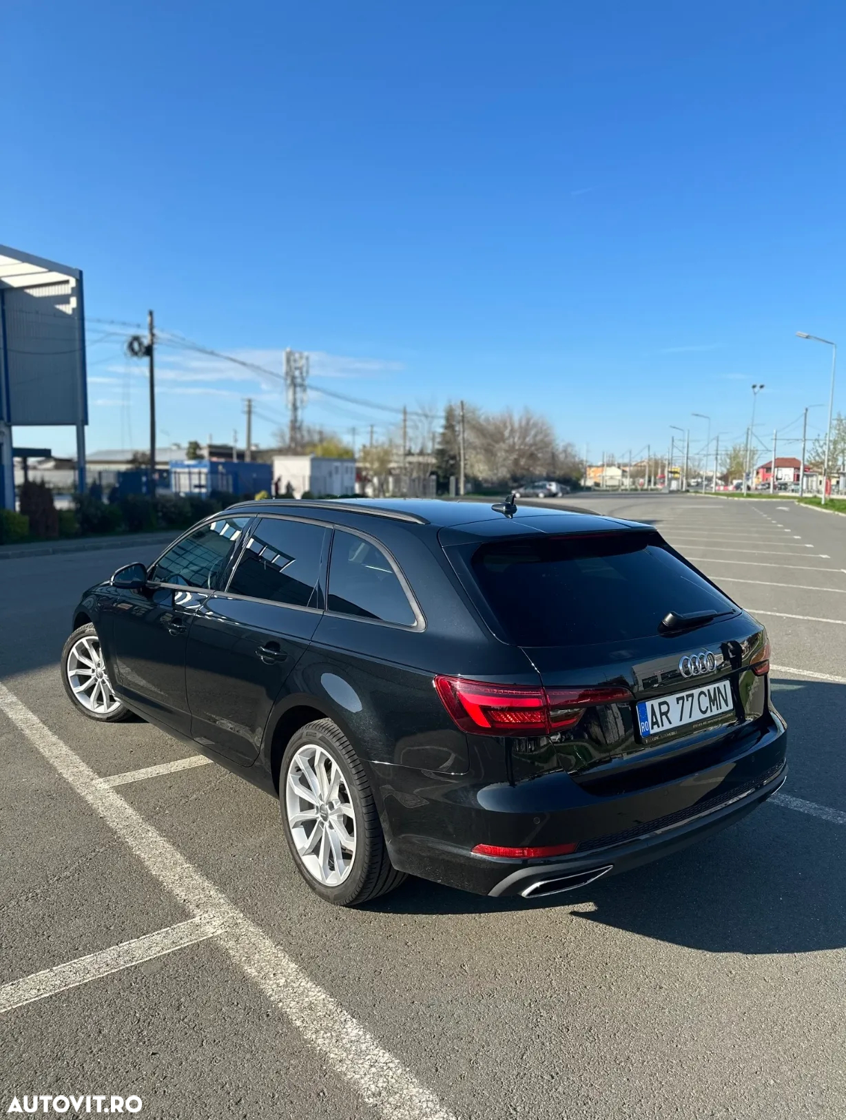 Audi A4 Avant 2.0 TDI S tronic - 2