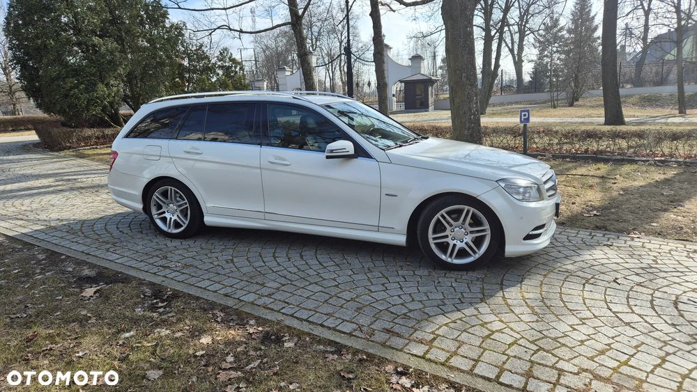 Mercedes-Benz Klasa C 220 CDI DPF Automatik BlueEFFICIENCY Avantgarde - 4