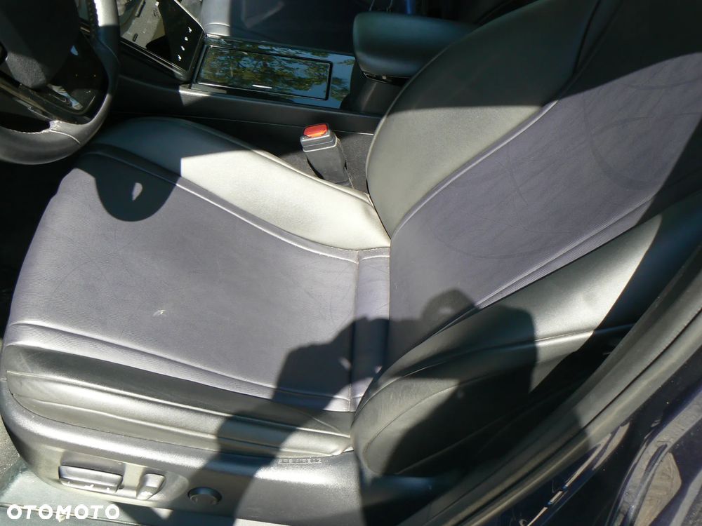 Toyota Mirai Standard - 17
