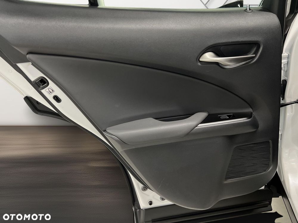 Lexus UX 200 GPF Business Edition 2WD - 36