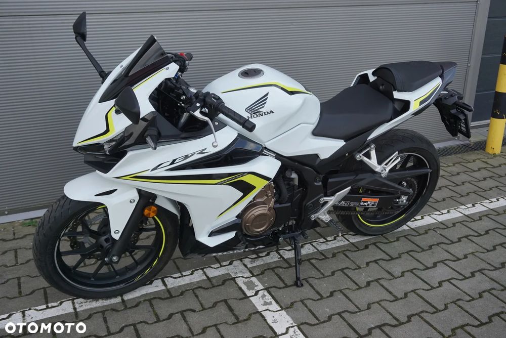 Honda CBR - 7
