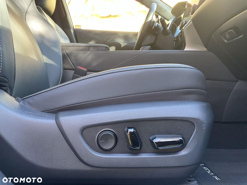 Lexus RX 450h+ F Sport Design - 30