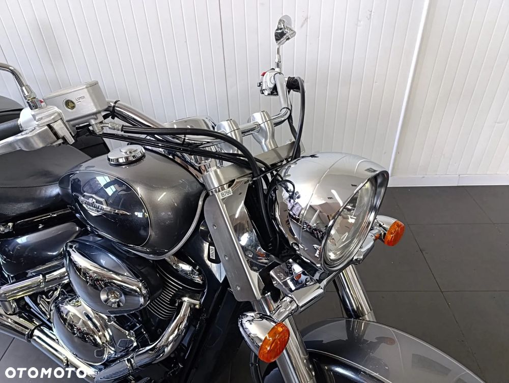 Suzuki VL 800 Volusia - Boulevard C50 - 15