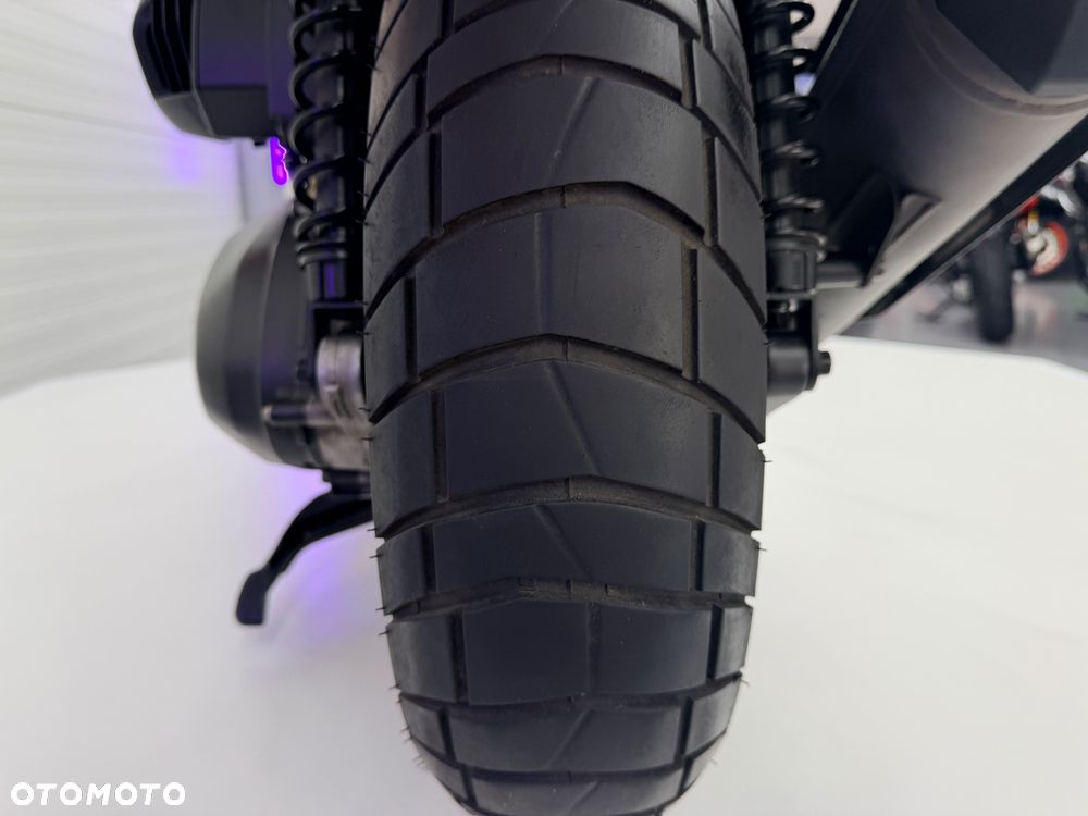 Honda ADV350 - 18