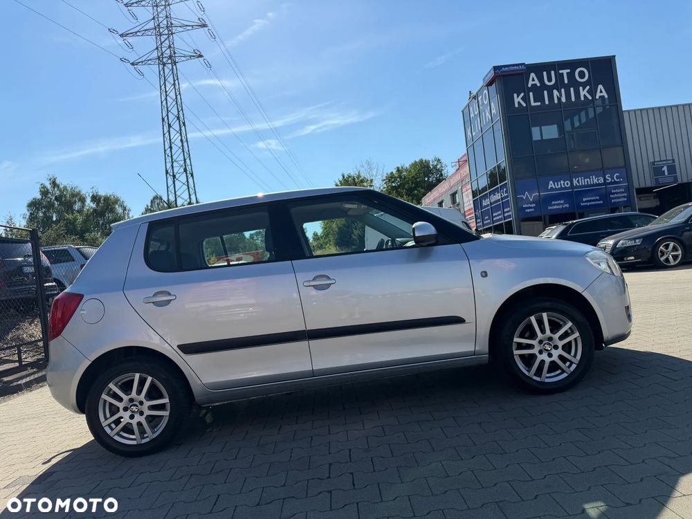 Skoda Fabia 1.4 16V Comfort - 25