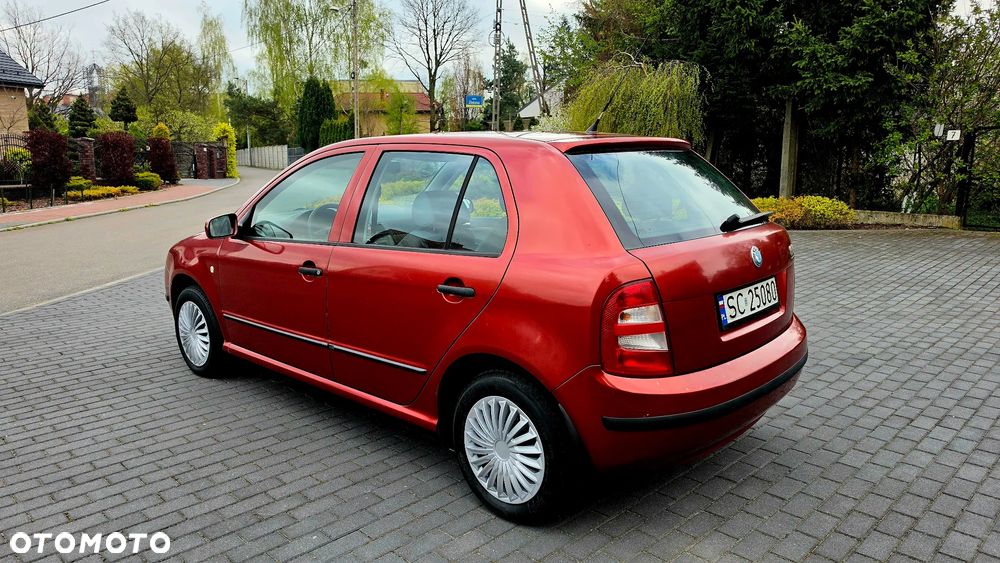 Skoda Fabia - 10