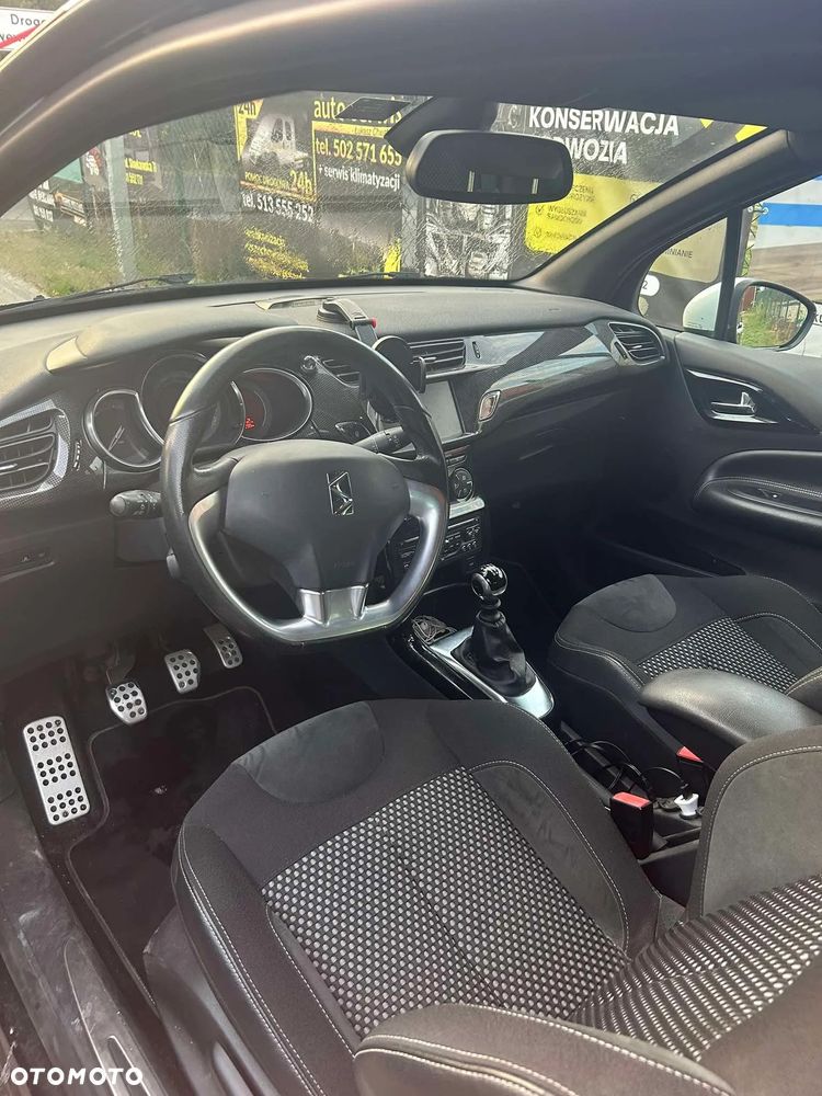 Citroën DS3 e-HDi 110 FAP SportChic - 5