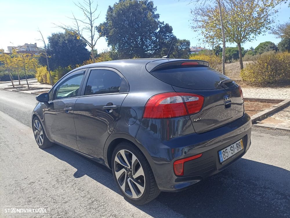 Kia Rio - 3