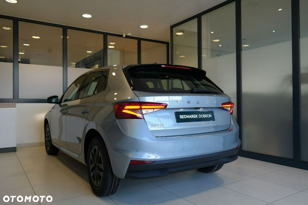 Skoda Fabia - 8