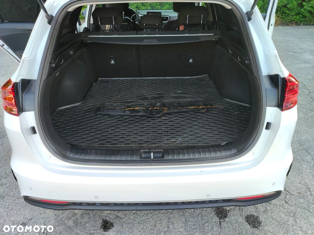 Kia Ceed 1.4 T-GDI M DCT - 4