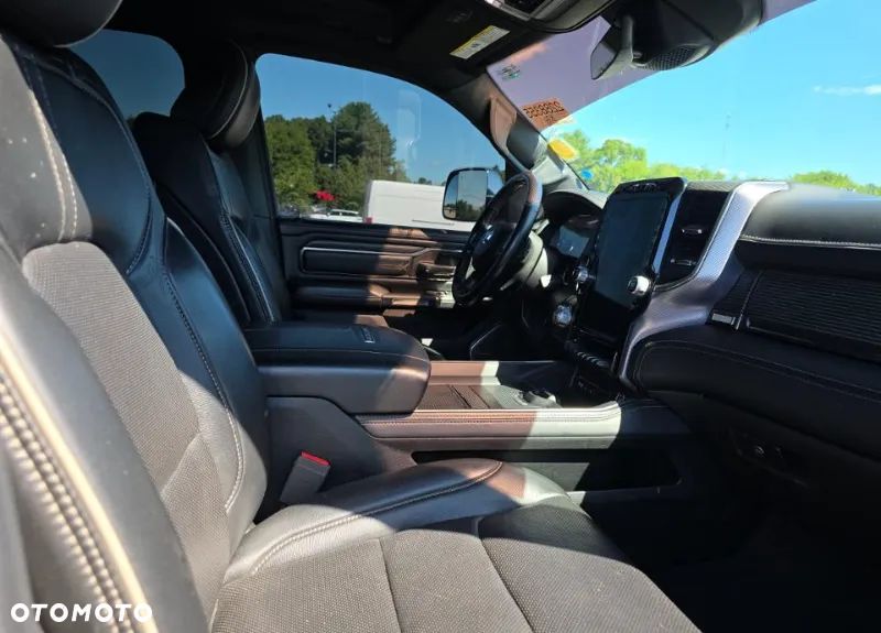 RAM 1500 5.7 Crew Cab Limited - 9