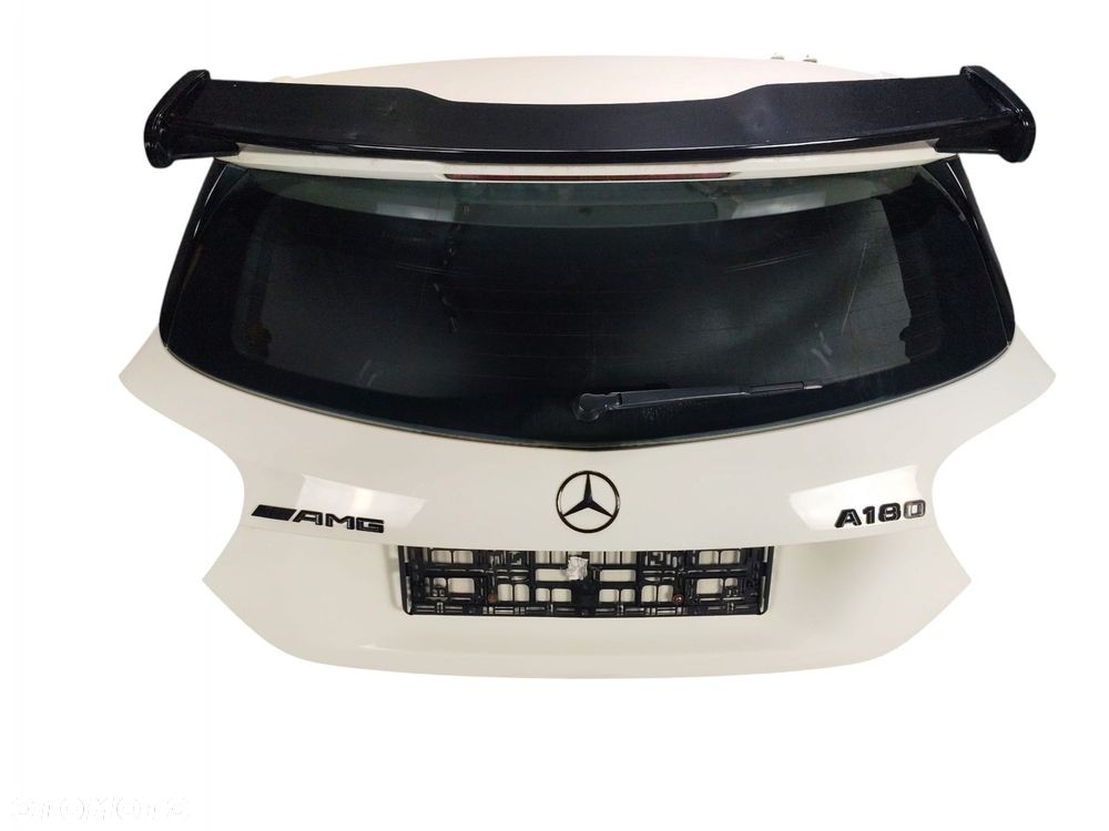 KLAPA BAGAŻNIKA TYŁ MERCEDES A W176 (2012-2015) AMG KOD LAKIERU 650 - 1