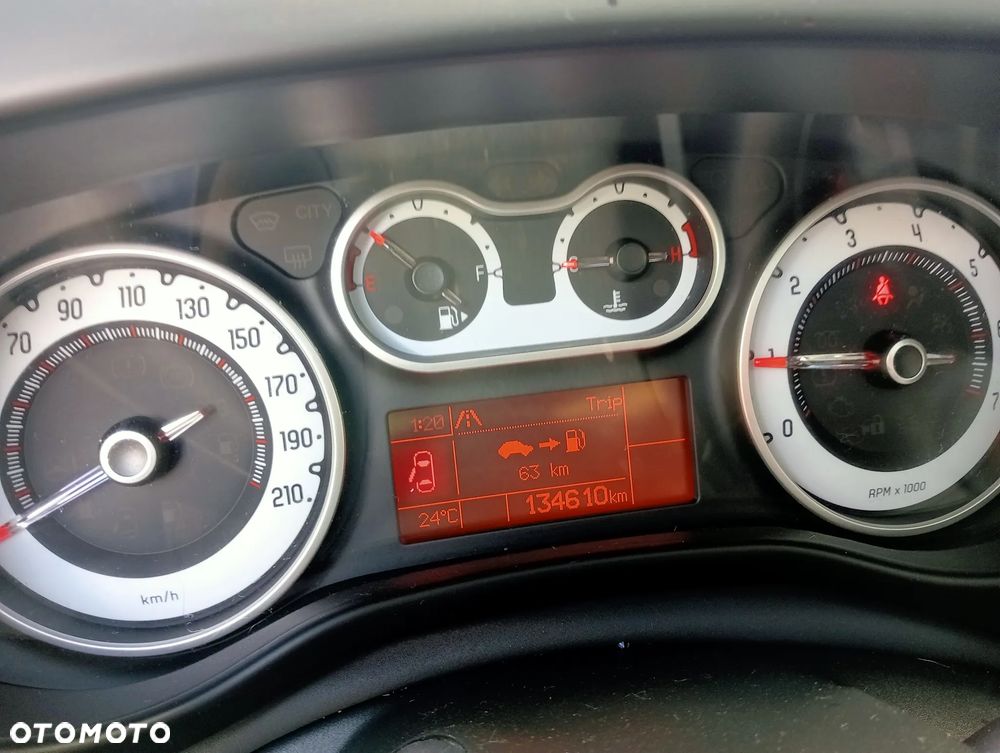 Fiat 500L - 16