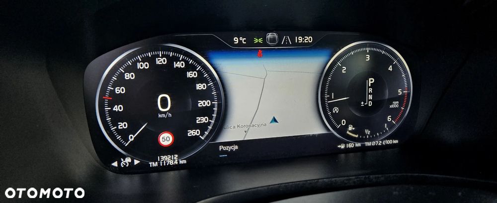 Volvo V60 D4 Geartronic Momentum Pro - 24