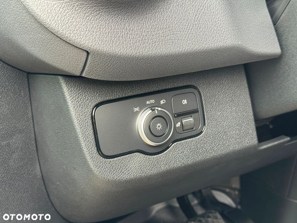Mercedes-Benz Sprinter - 20