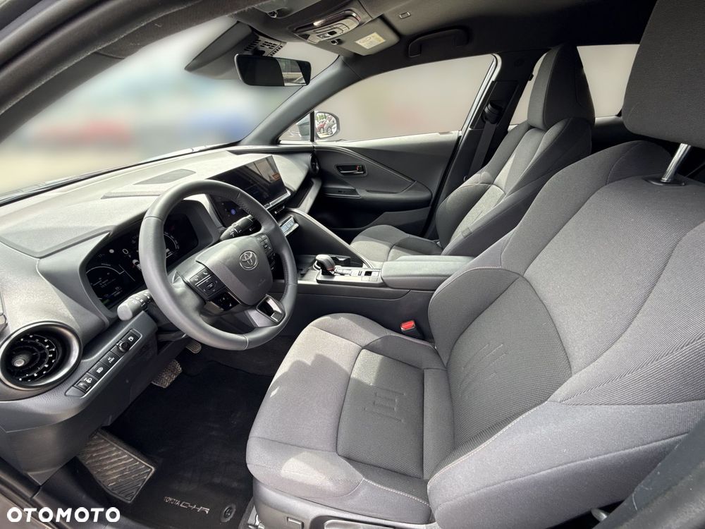 Toyota C-HR - 10