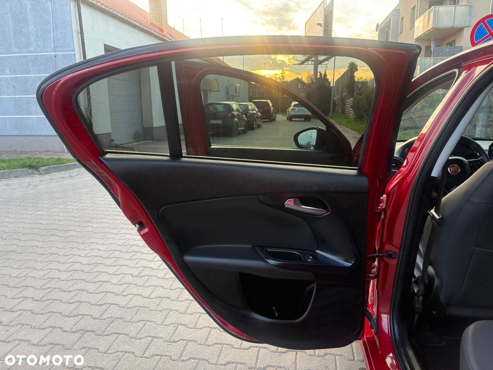 Fiat Tipo 1.4 T-Jet 16v S-Design - 17