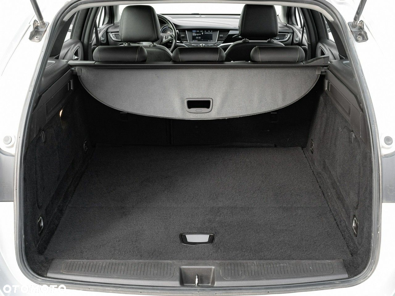 Opel Astra V 1.2 T Elegance S&S - 29