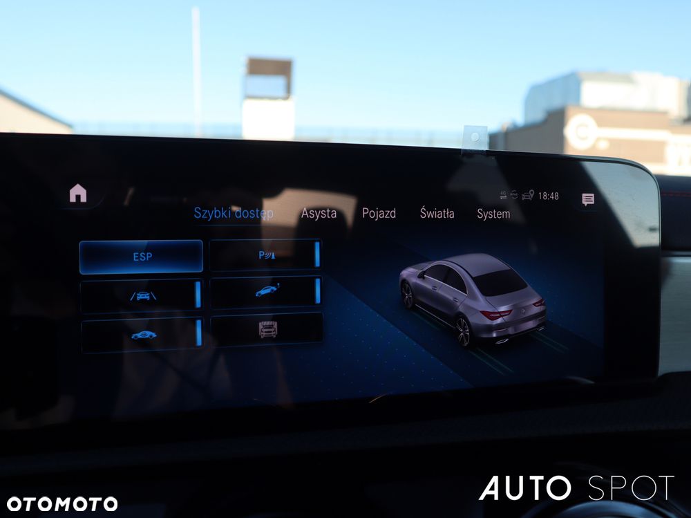 Mercedes-Benz CLA 250 4-Matic AMG Line 7G-DCT - 32
