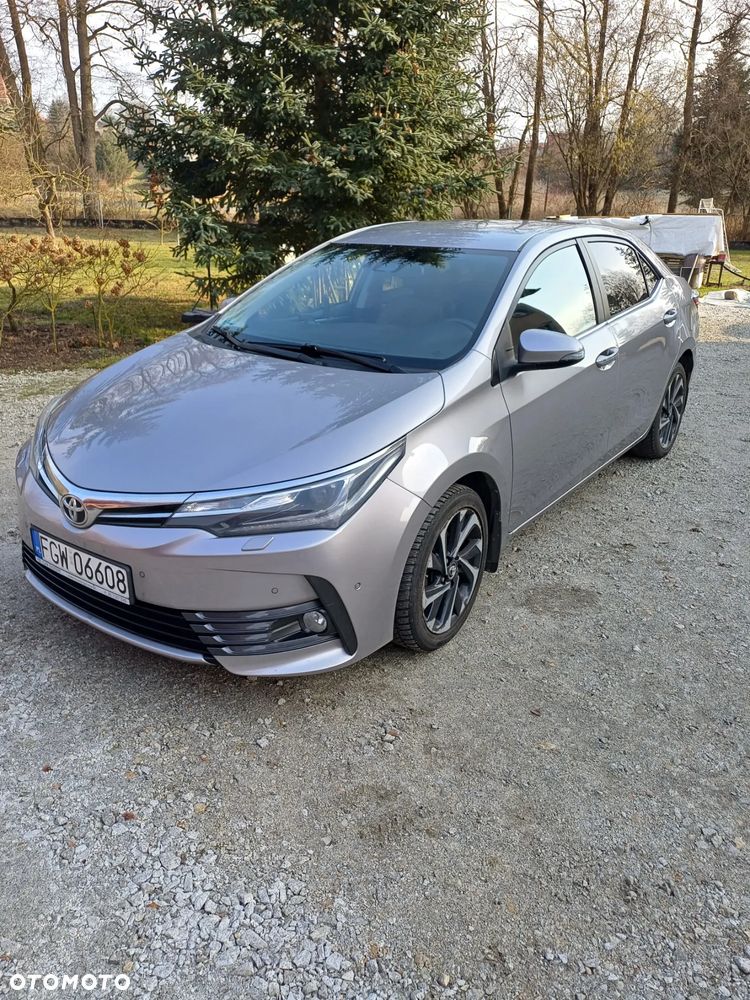 Toyota Corolla 1.6 Prestige - 1