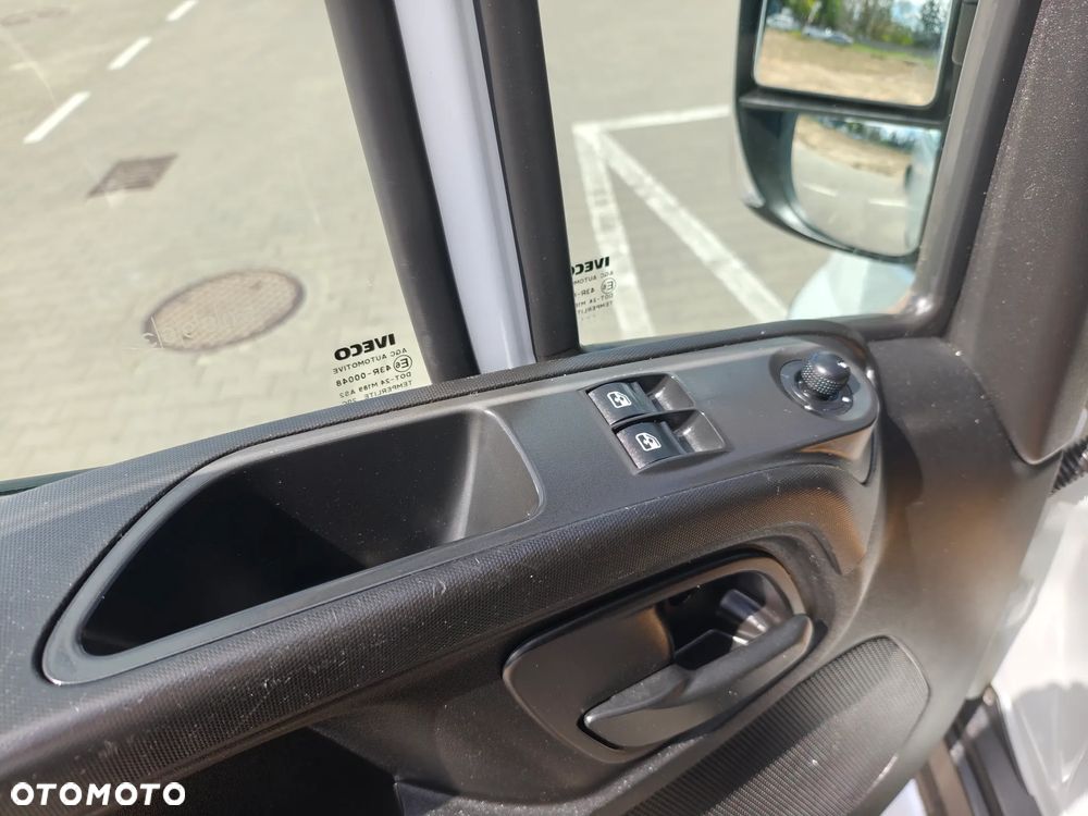 Iveco Daily 35C17 - 12