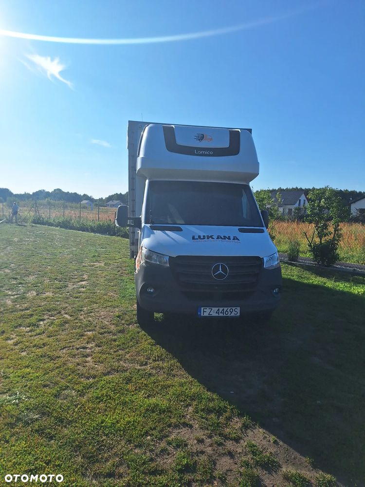 Mercedes-Benz Sprinter - 1