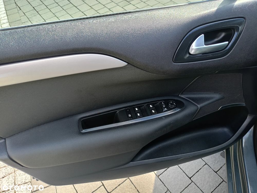 Citroën C4 1.6 HDi Style - 18