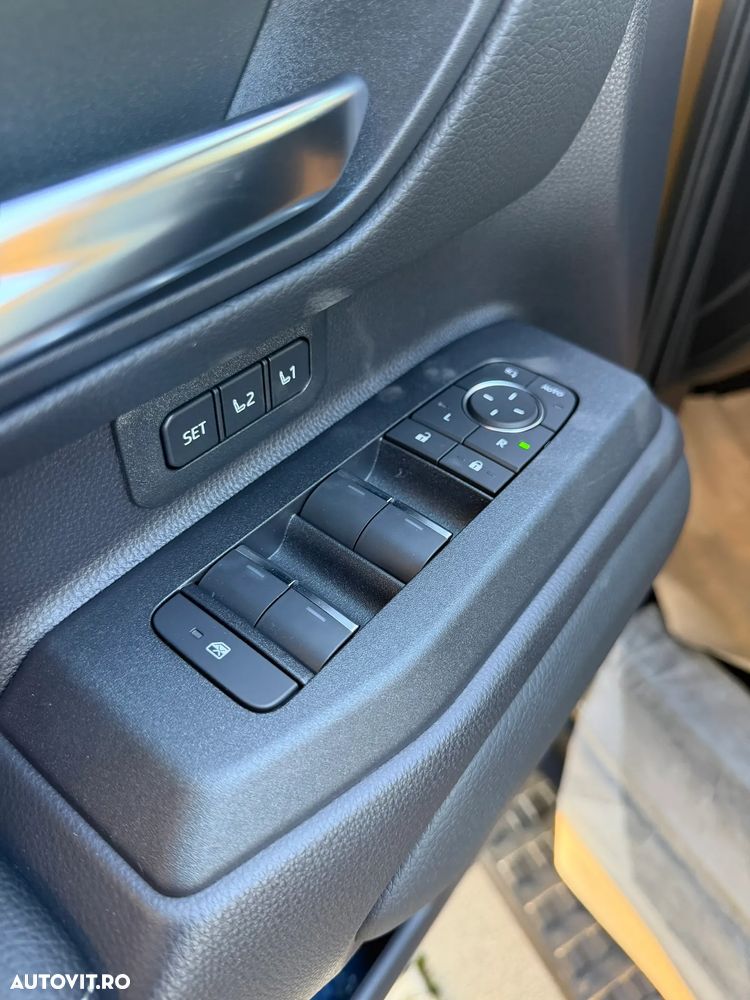 Toyota Land Cruiser 250 2.8l D-4D 204 CP A/T 7 locuri Luxury - 11