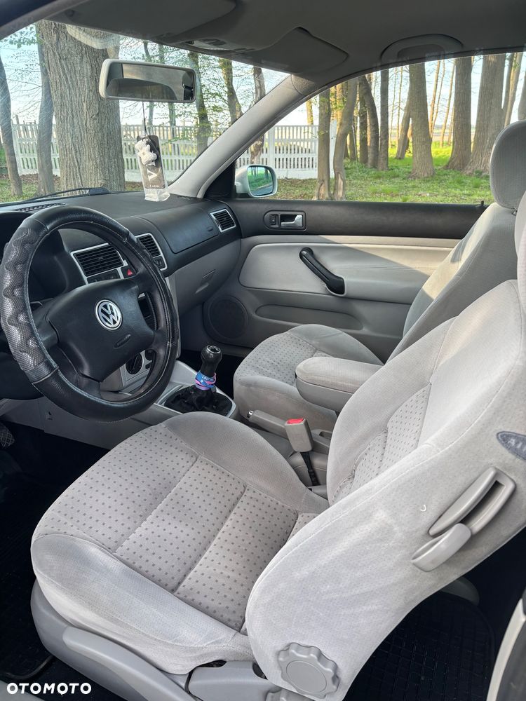 Volkswagen Golf - 17