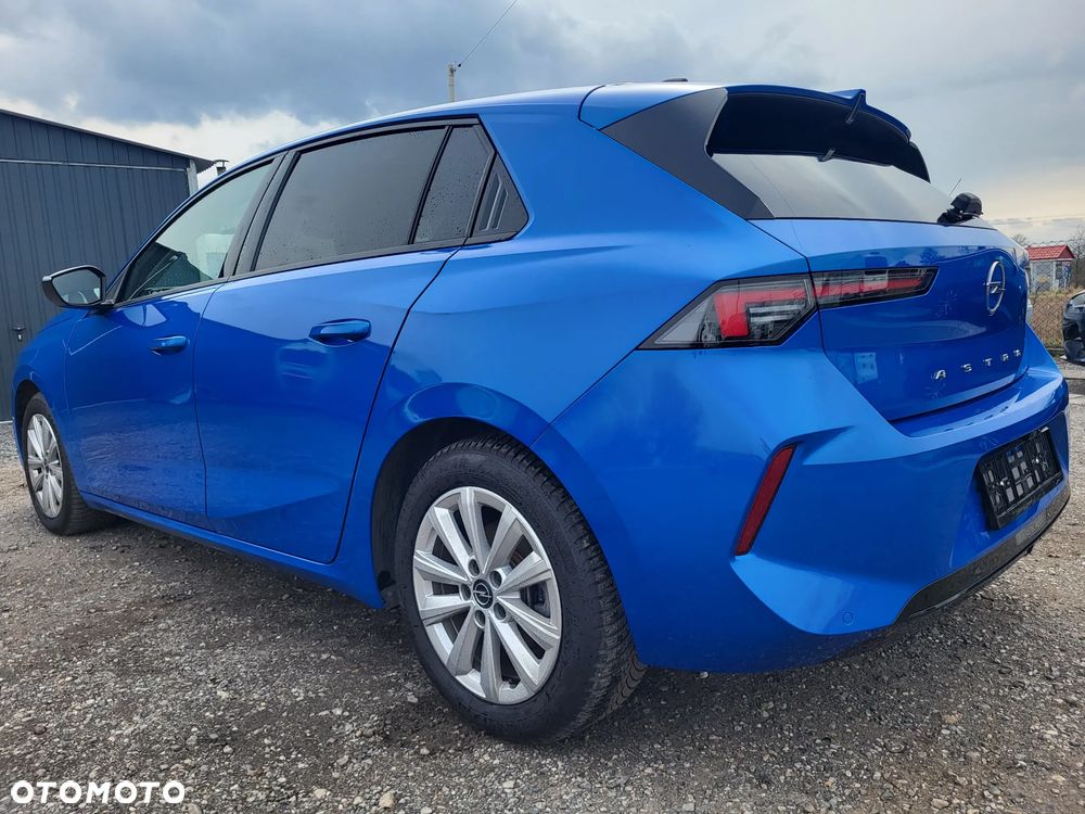 Opel Astra 1.2 Turbo Elegance - 3