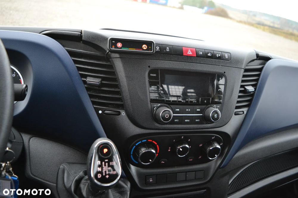 Iveco Daily 72C18 70C18 50C DMC 3500 kg Nowy 3-stronny Wywrot Kiper Wywrotka Hi-MATIC - 19