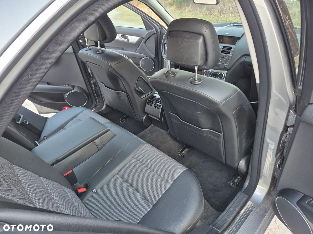 Mercedes-Benz Klasa C - 26