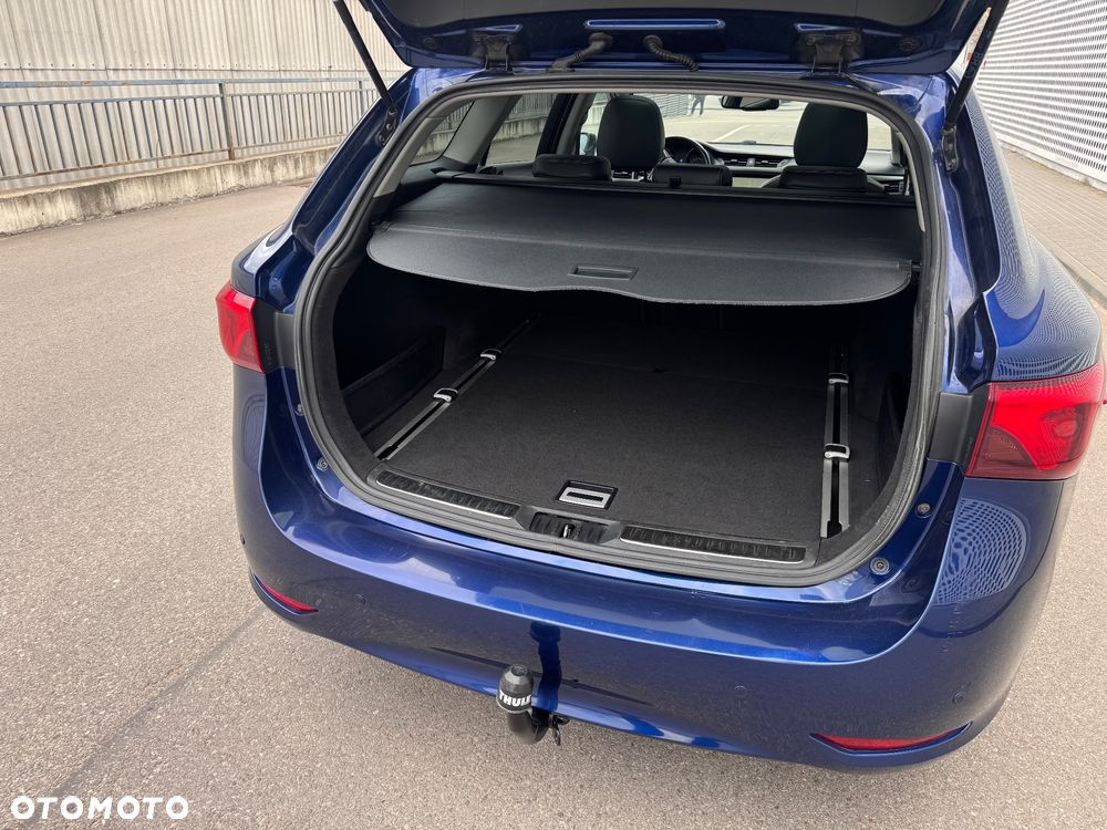 Toyota Avensis 2.0 Premium MS - 21