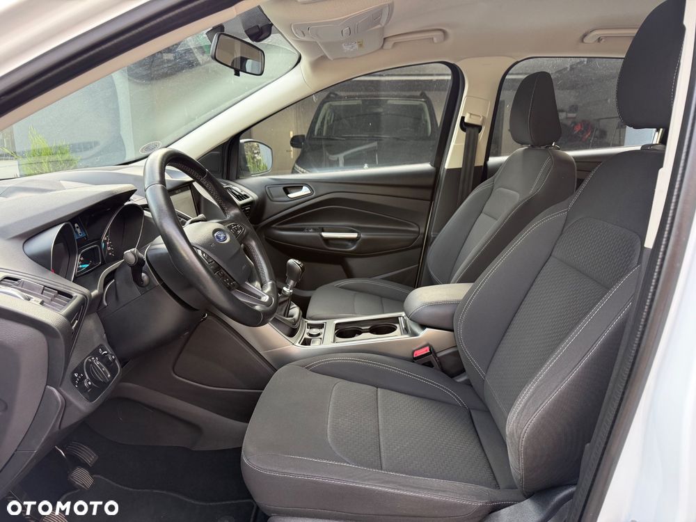 Ford Kuga 1.5 EcoBoost 2x4 Business Edition - 5