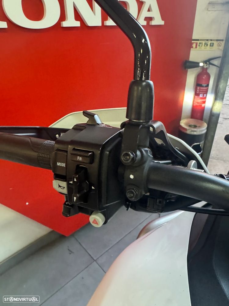 Honda Transalp 750 ABS COM EXTRAS - 5