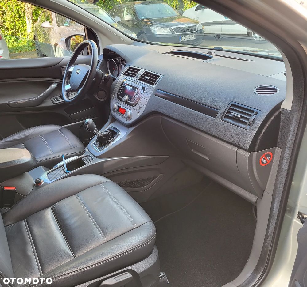 Ford Kuga 2.0 TDCi 4x4 Titanium - 22