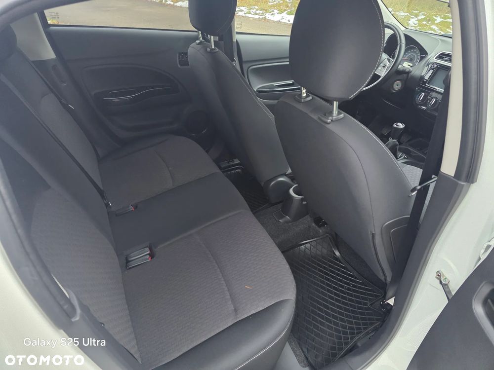 Mitsubishi Space Star - 6