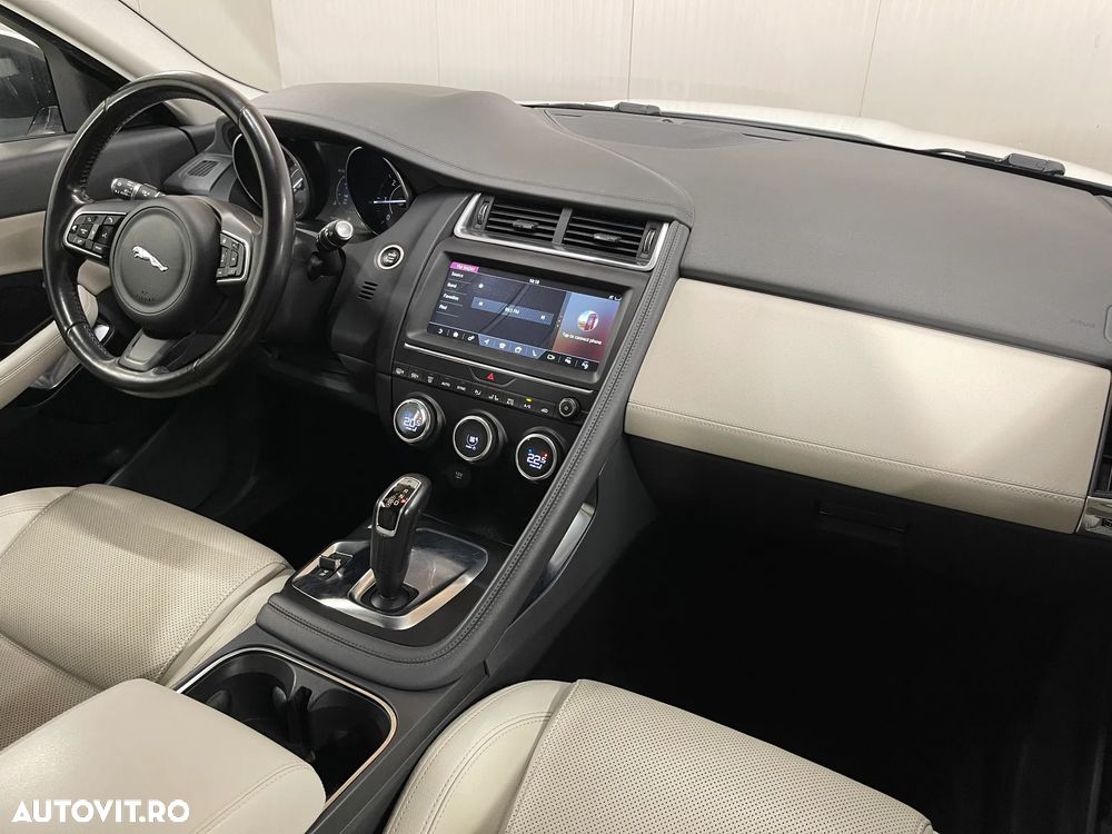 Jaguar E-Pace D150 AWD HSE - 9