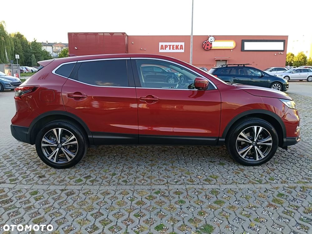 Nissan Qashqai 1.6 DIG-T N-Connecta - 7
