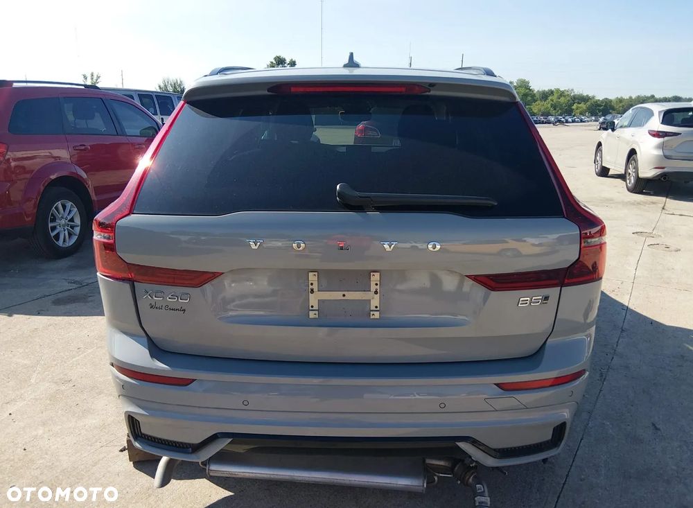 Volvo XC 60 B5 B AWD Geartronic Momentum Pro - 8