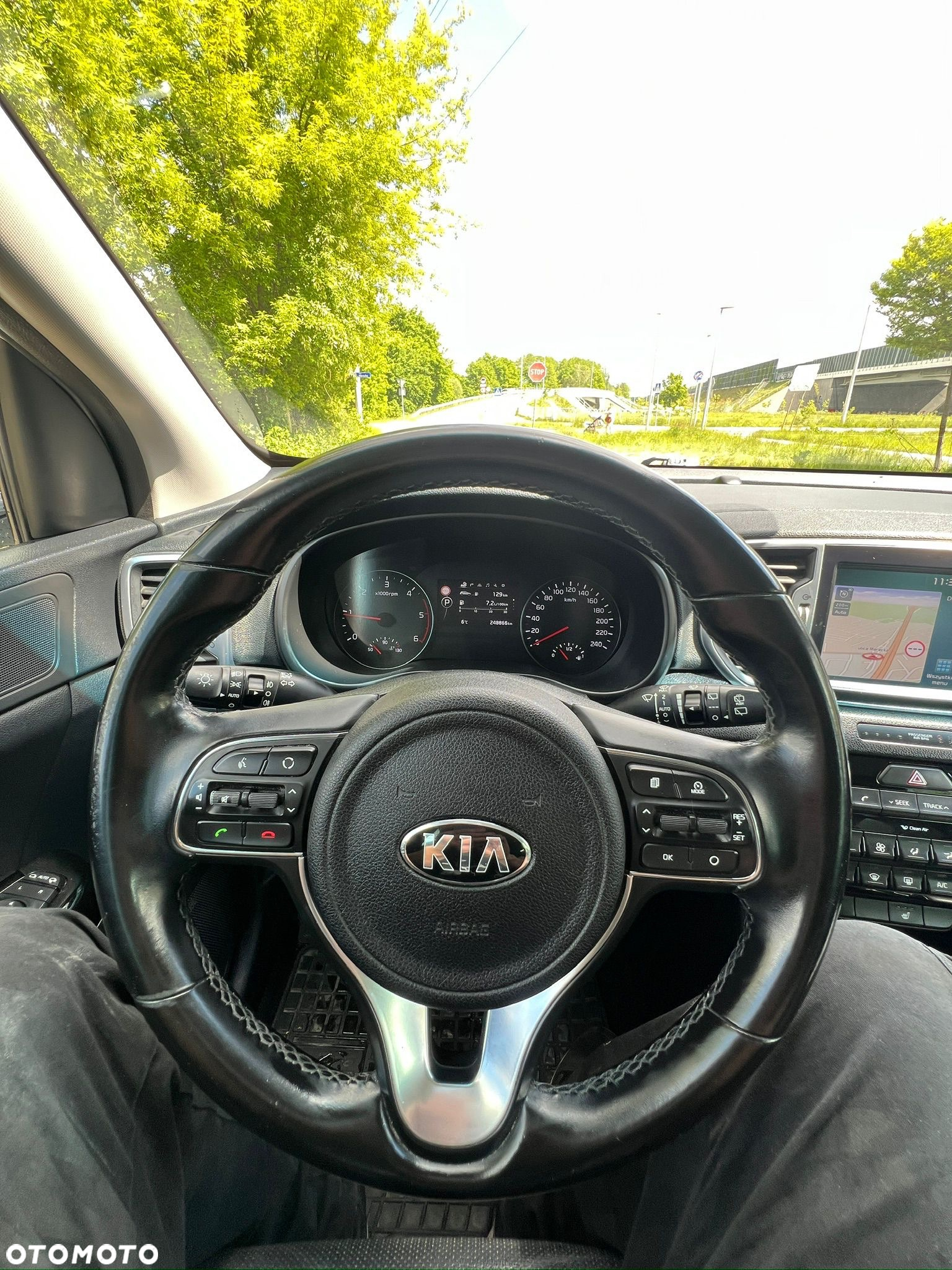 Kia Sportage 1.7 CRDI Business Line 2WD DCT - 16