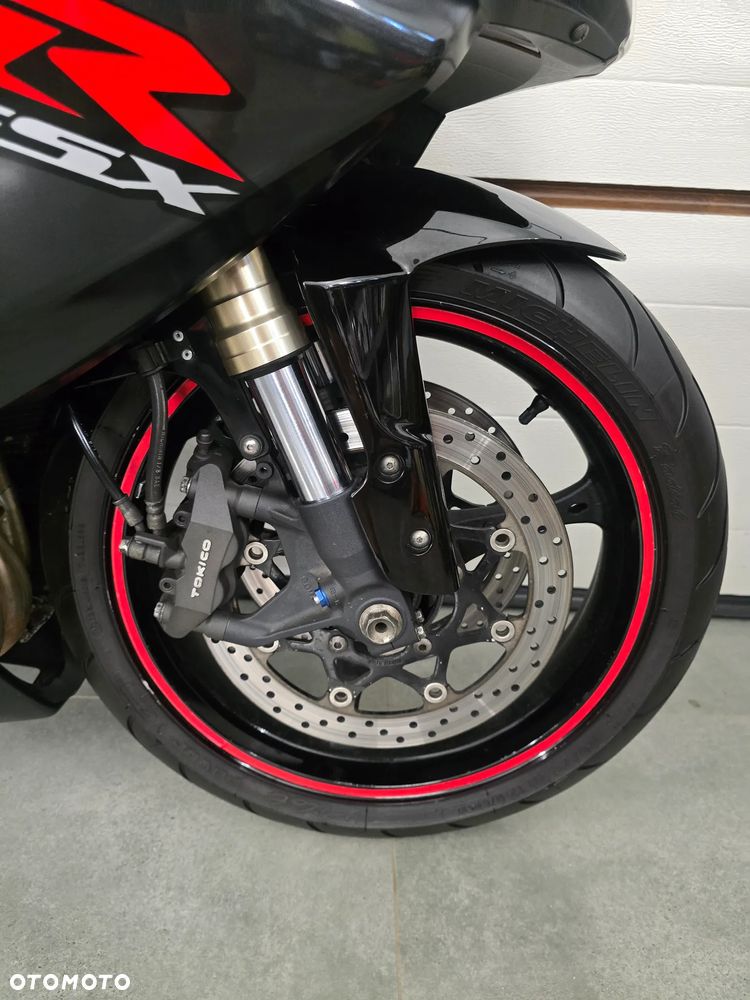 Suzuki GSX-R - 4