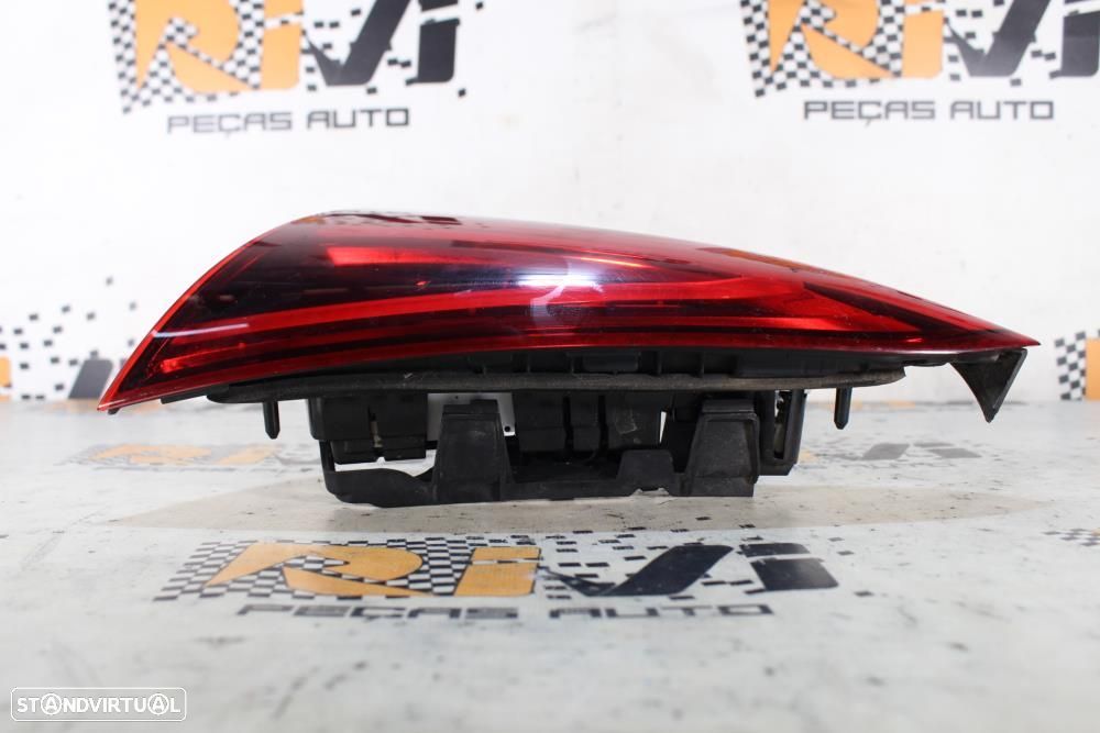 Farolim Direito Mercedes-Benz A-Class (W177)  A1779062000 / Farolim Pa - 7